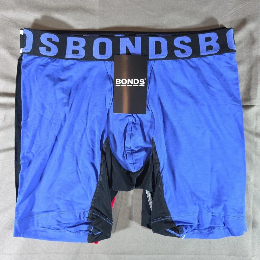 Bonds Underwear Anti-Chafing Boxer Small 3 Pack Black & Red/White, Blue Melody